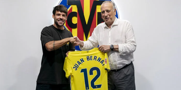 Juan Bernat Dipinjam Villarreal