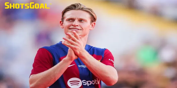 Frenkie de Jong Akhirnya Kembali Berlatih di Barcelona