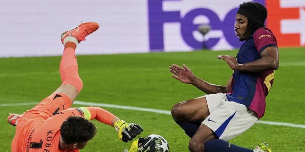 Jules-Kounde-Tumbang!-Absen-Lawan-Inter-Milan-&-Real-Madrid