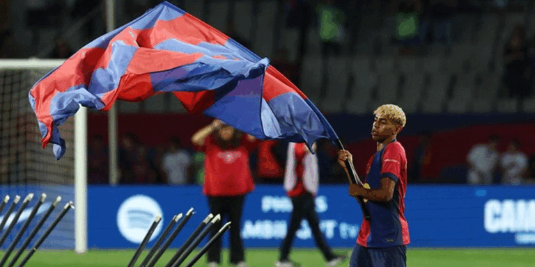 Lamine Yamal Bakal Pakai Nomor 10 Musim Depan? Deco Turun Tangan