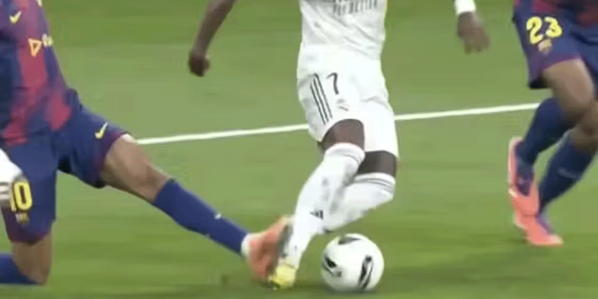 “Drama El Clasico: Penalti Vinicius Dibatalkan, Kaki Lamine Jadi Sorotan”