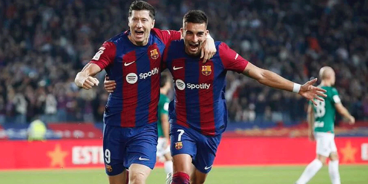 Persaingan Ketat Lewandowski dan Torres Warnai Barcelona